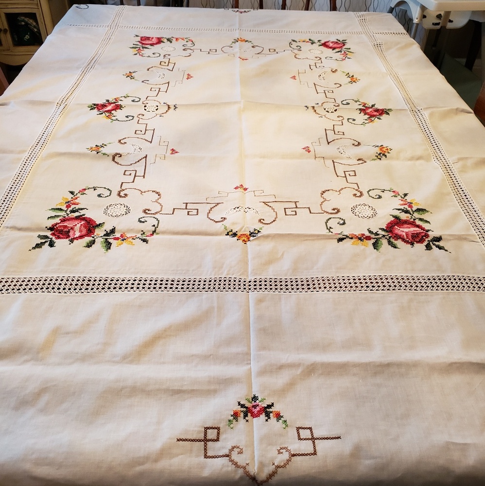 Vintage table cloth